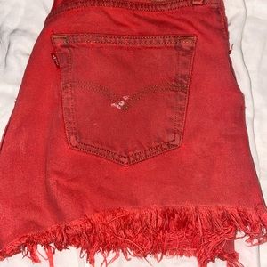 LEVI’S SHORTS l VINTAGE LEVI’S 501 RED SHORTS